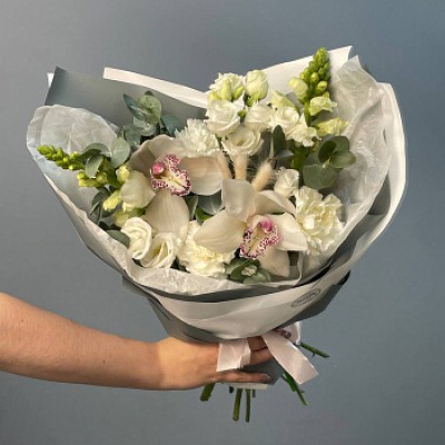 Сборный букет Совершенство S