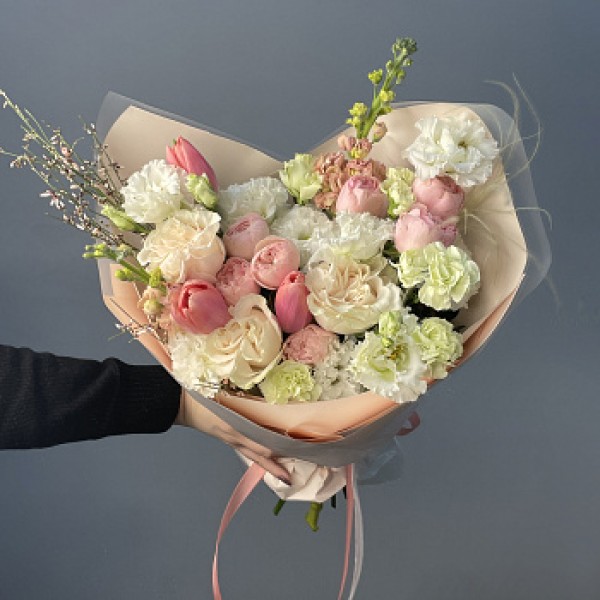 Сборный букет Апрель М