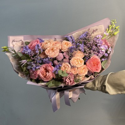 Сборный букет Черничный пай M
