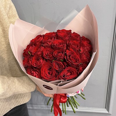 Букет из 25 красных роз 40см (Иран)