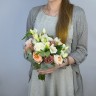 Свадебный букет невесты в теплых оттенках