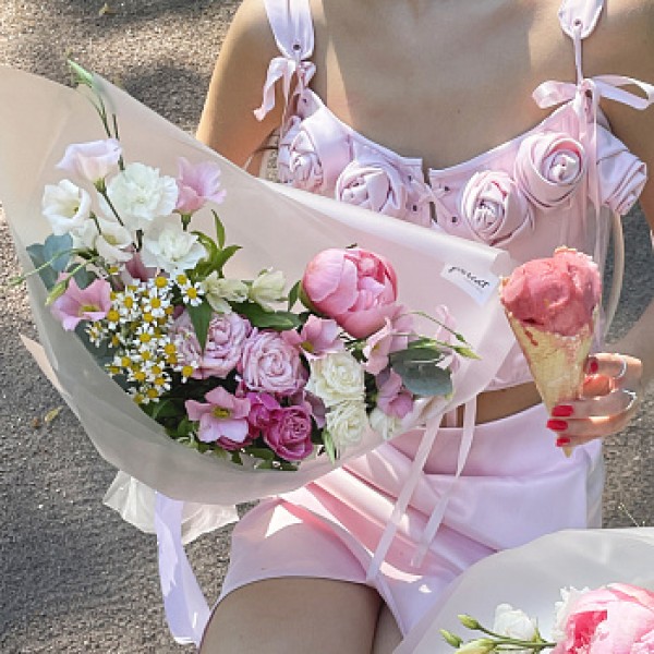 Сборный букет Summer Garden S
