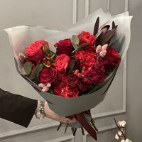 Букеты с розами