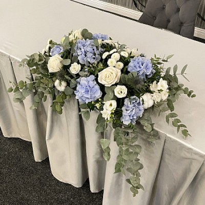 Голубая композиция для президиума