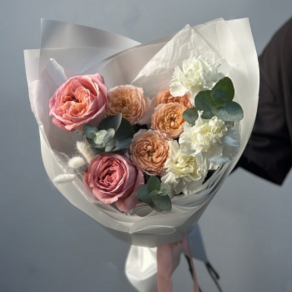 Сборный букет Rose Garden S
