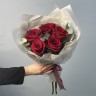 Букет из 5 роз Explorer и эвкалипта