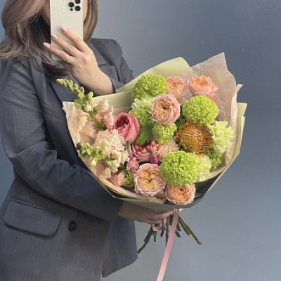 Сборный букет Savage garden M