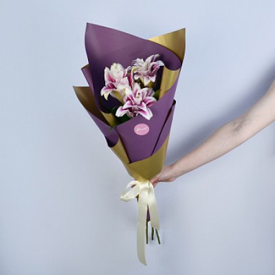 Букет из 3 лилий