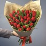 Букет из 35 красных тюльпанов