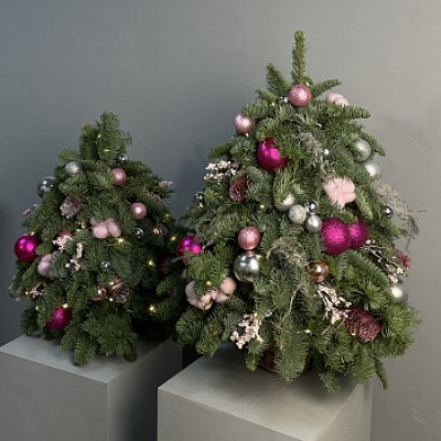 Ёлочка с розовым декором М