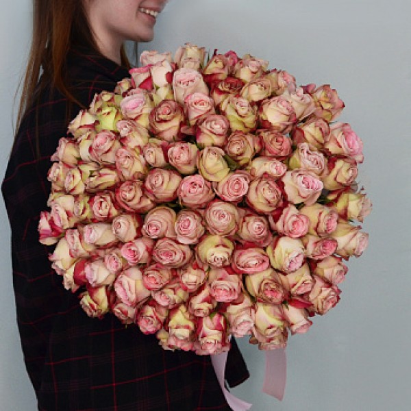 Букет из 101 розы Upper Secret 50см (Иран)