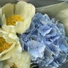 Букет гортензии и пионов Sky
