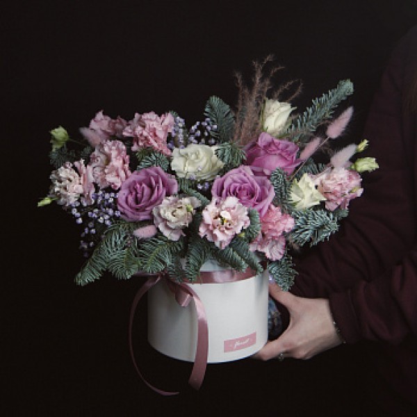 Лиловая композиция с нобилисом