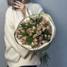Букет из 15 розовых альстромерий
