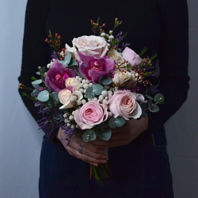 Свадебный букет невесты с орхидеей #1